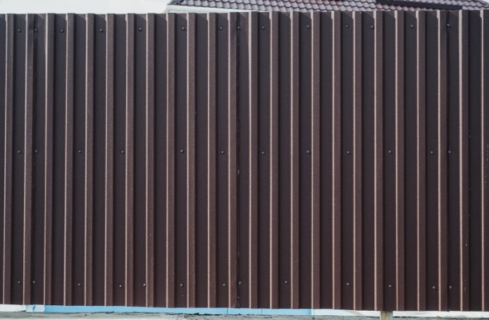 види парканів для дому з фото і цінами види парканів для дому з фото і цінами